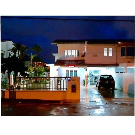 Kb50 Guesthouse Kuantan Ngoại thất bức ảnh